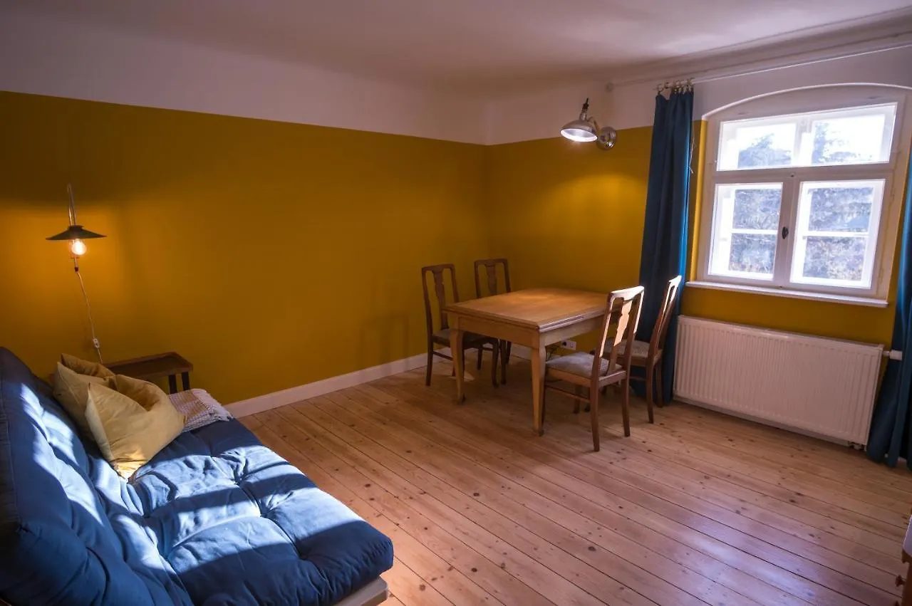 Holiday In Quiet Quarter, 20 Min To City Center Dresden 0*,  Almanya